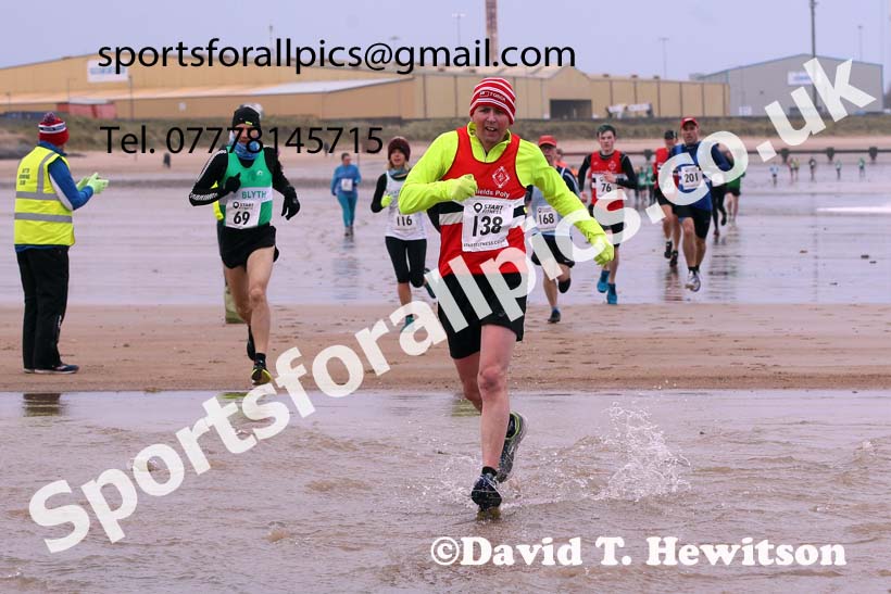 The 2021 Blyth Sands Race, December 5th. Photo: David T. Hewitson/Sports for All Pics